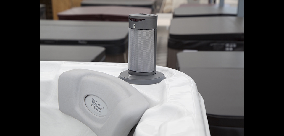 ALLIANCE PISCINES PISCINE LA ROCHE SUR YON Labri De Piscine Plat 1 320x202