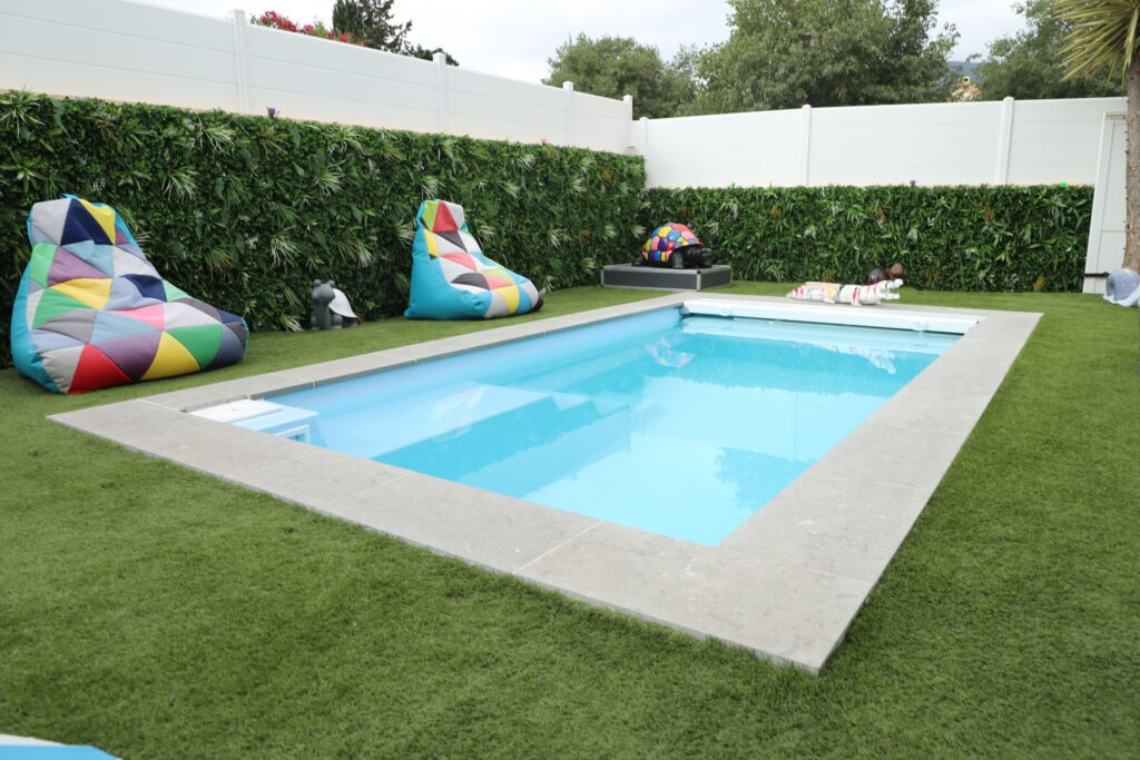 Alliance Piscines Pisciniste Cholet City Bleue Volet Immerge C1 10 Min