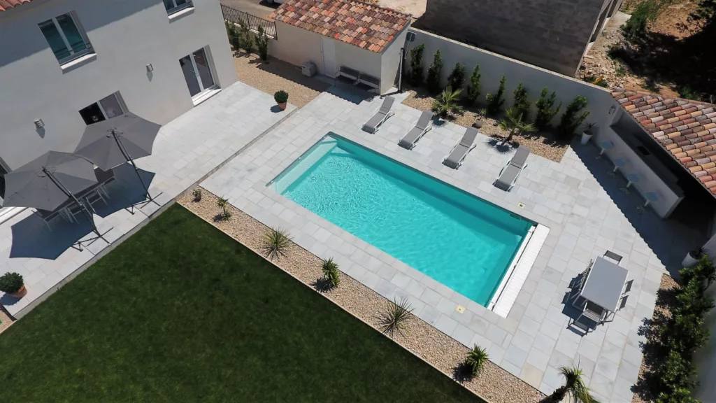 Alliance Piscines Pisciniste Cholet Kryptonite 9C Grise CoverIn KC5 3 1